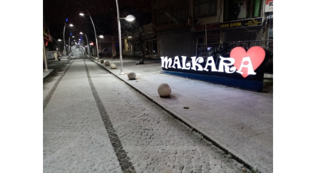 Malkara beyaza büründü