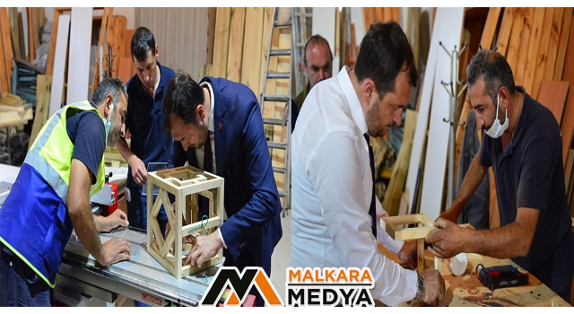 Süleymanpaşa İskelesinin aksesuarları, belediye bünyesinde üretiliyor