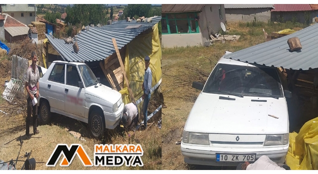 Malkara'da el freni unutulan otomobil koyunların bulunduğu ağıla daldı