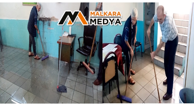 Malkara'da kahvehaneyi su bastı, müşteriler kovalarla suyu tahliye etti