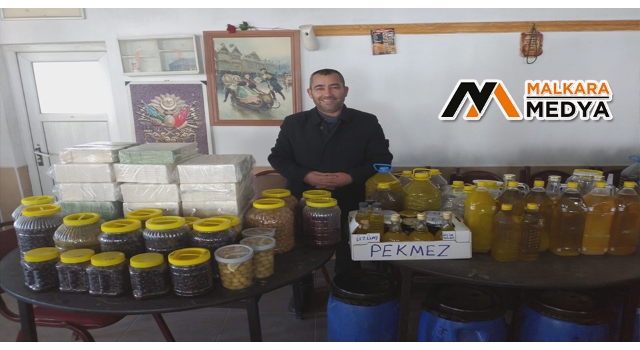 Kapanan kahvehanesinde zeytin ürünleri satmaya başladı