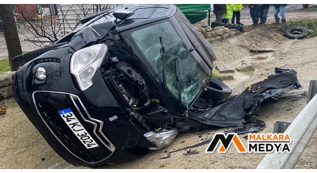 Malkara'da taklalar atan lüks otomobil hurdaya döndü: 4 yaralı