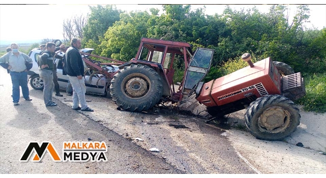 Süleymanpaşa - Malkara yolu üzerinde korkunç kaza: Otomobille çarpışan traktör 3 parçaya bölündü