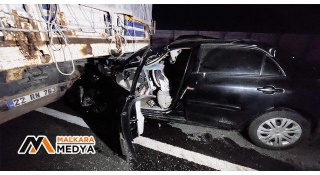 Otomobil kamyona ok gibi saplandı: 1 yaralı