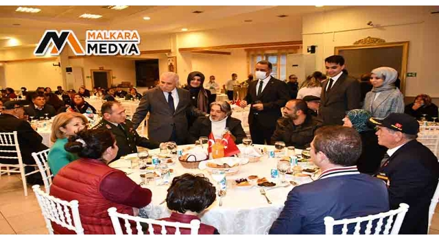 Malkara Kaymakamlığından şehit ve gazi ailelerine iftar yemeği verildi