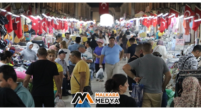 Pasaportsuz giriş başladı, Bulgar turistler Edirne'ye akın etti