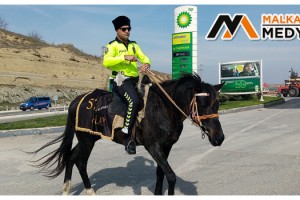 Malkara'da Ata binen polis memuru ilgi topladı