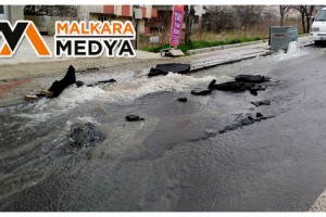 Malkara'da vana patladı, cadde göle döndü
