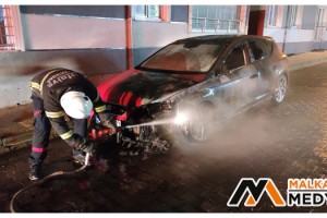 Malkara’da yanan otomobil kullanılamaz hale geldi!..