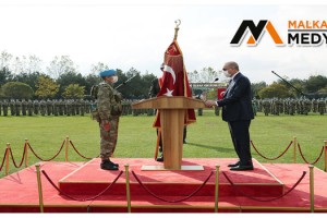Cumhurbaşkanı Erdoğan Tekirdağ'da komandolara sancaklarını teslim etti