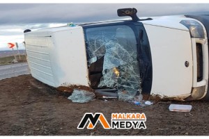 Malkara’da işçileri taşıyan minibüs devrildi: 8 yaralı
