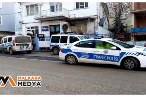 Malkara'da yoldan geçenleri gizlice görüntüleyince karakolluk oldu