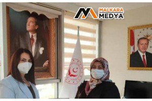 İYİ Parti'den Perdeli “ATATÜRK” Fotoğrafı Tepkisi
