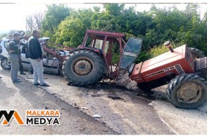 Süleymanpaşa - Malkara yolu üzerinde korkunç kaza: Otomobille çarpışan traktör 3 parçaya bölündü