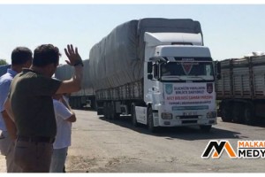 Yangın bölgesindeki çiftçilere 5 tır saman gönderildi