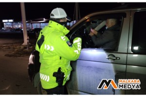 İstanbul sınırına yığılmalara karşı sürücüler Malkara'da çevriliyor