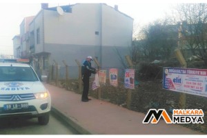 Malkara’da İzinsiz Asılan Reklam ve İlan Afişleri Toplanıyor