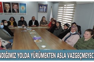 AK Parti Malkara Kadın Kolları Başkanı Ebru Ayaz, Birlikte Görev Yapacağı Yönetimini Kamuoyuna Tanıttı