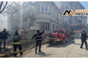 Malkara’da iki katlı evde yangın çıktı