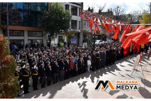 Malkara’da 29 Ekim Cumhuriyet Bayramı Çelenk Töreni Gerçekleştirildi