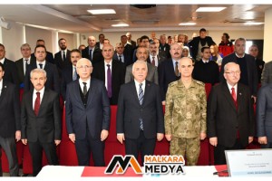 Vali Aziz Yıldırım Başkanlığında Deprem Değerlendirme Toplantısı Yapıldı