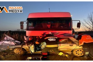 Malkara’da otomobil ile kamyon çarpıştı: 1 ölü
